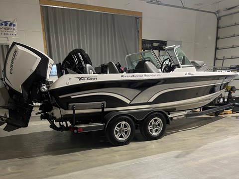 2018 YarCraft 2095 BTX 200 Mercury Taber Alberta